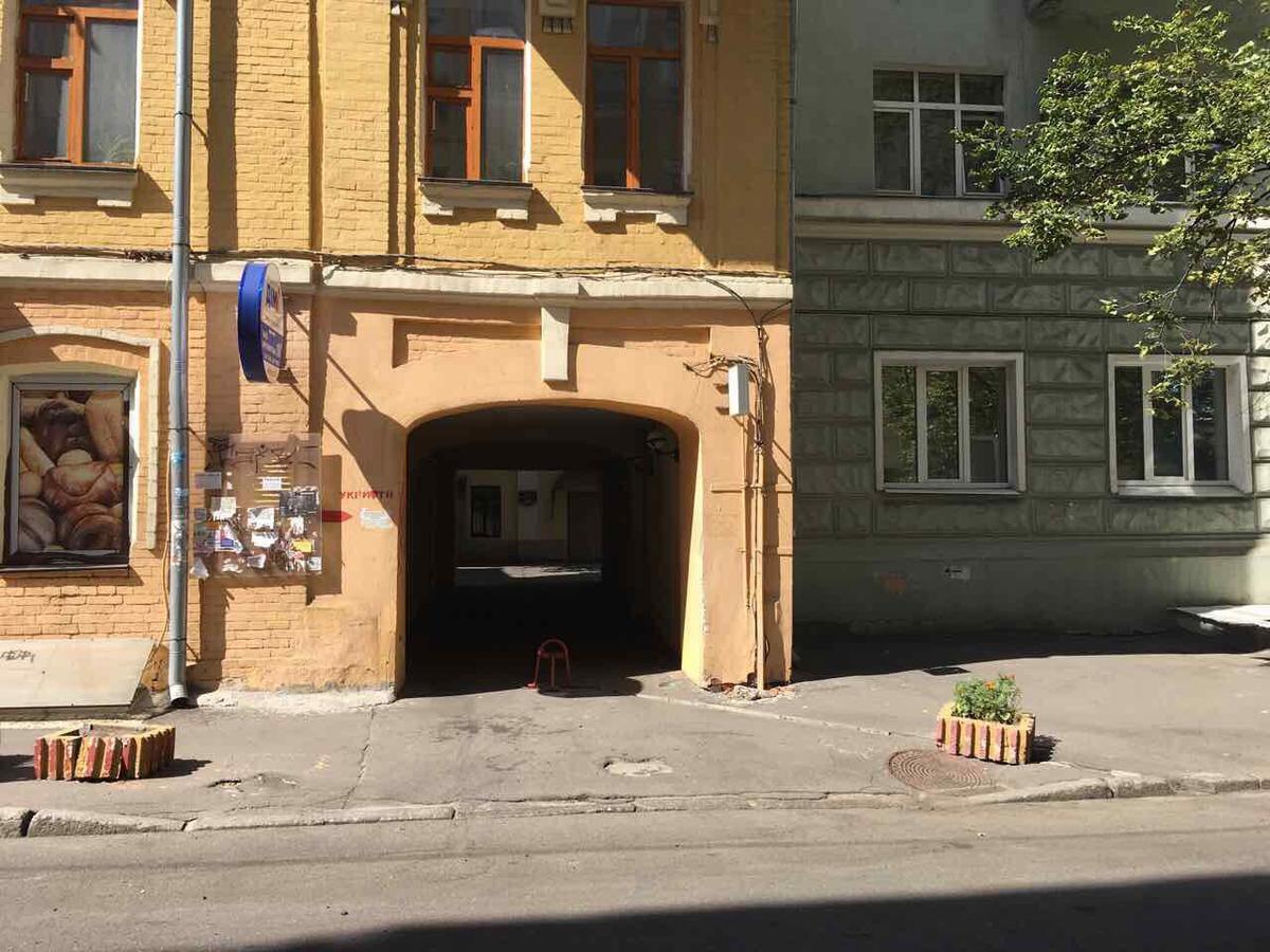 Apartment In The Heart Of Kiev Екстер'єр фото