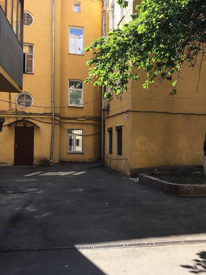 Apartment In The Heart Of Kiev Екстер'єр фото